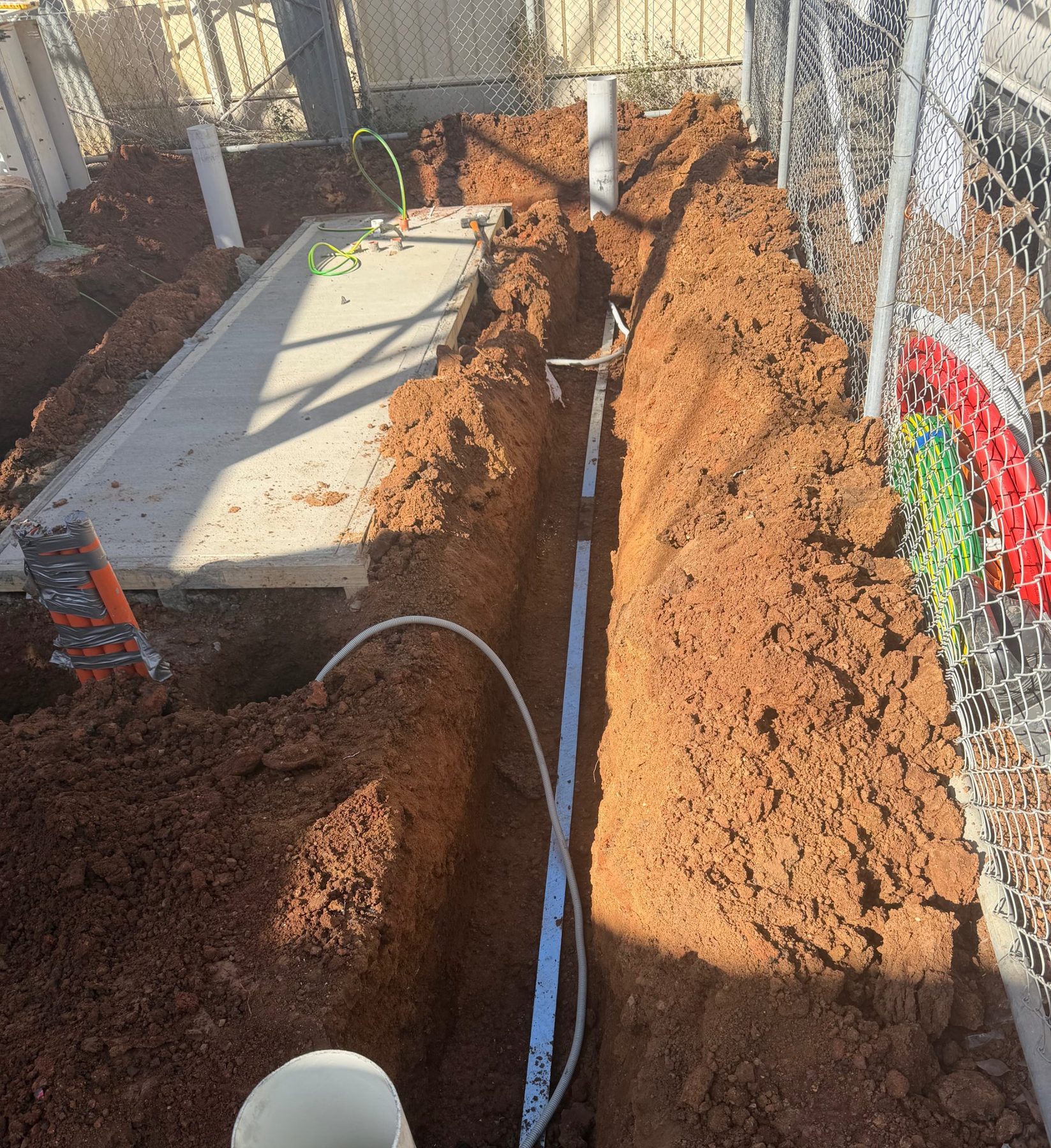 Earth grid and conduit trench beside the slab, Nyngan NSW